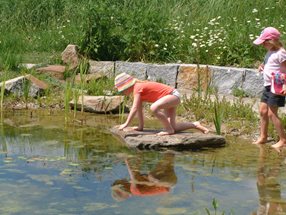 Kinder und Jugend Im Naturgarten Buchkirchen (7)01